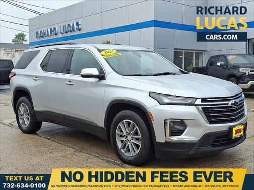 2022 Chevrolet Traverse LT Cloth