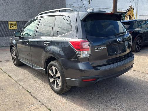2017 Subaru Forester 2.5i Limited