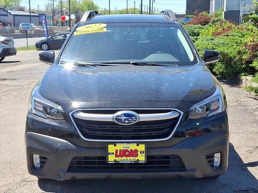 2022 Subaru Outback Premium