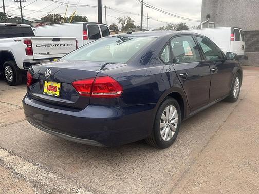 2012 Volkswagen Passat 2.5 S