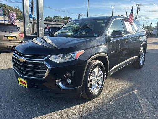 2020 Chevrolet Traverse LT Cloth