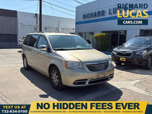 2011 Chrysler Town & Country Touring-L