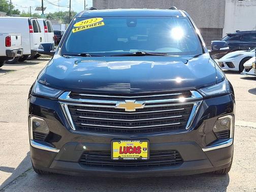 2022 Chevrolet Traverse LT Leather