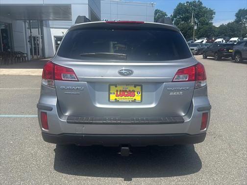 2010 Subaru Outback 2.5 i Premium