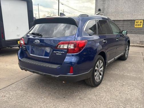 2017 Subaru Outback 3.6R Touring