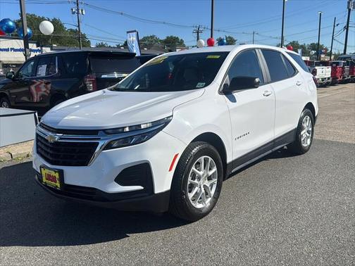 2023 Chevrolet Equinox LS