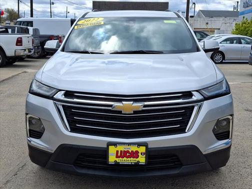 2022 Chevrolet Traverse LT Cloth