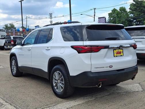 2022 Chevrolet Traverse LT Leather