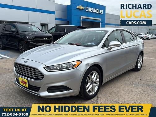 2013 Ford Fusion SE