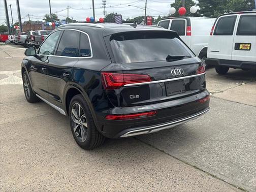 2021 Audi Q5 45 Premium Plus
