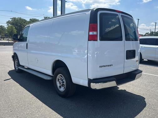 2023 GMC Savana 2500 Work Van
