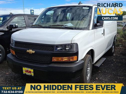 2025 Chevrolet Express 3500 RWD 3500 Regular Wheelbase WT