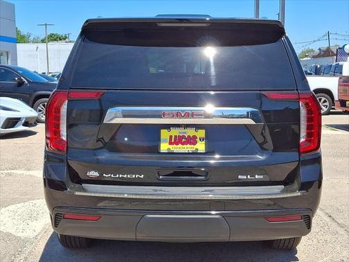 2023 GMC Yukon XL SLE