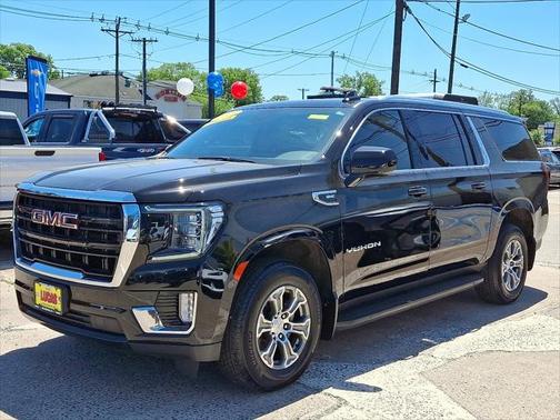 2023 GMC Yukon XL SLE