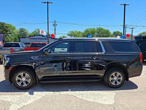 2023 GMC Yukon XL SLE