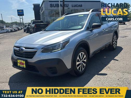 Ice Silver Metallic 2021 Subaru Outback Base 5-Door