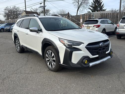 2024 Subaru Outback Touring XT