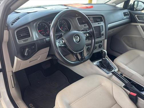 2016 Volkswagen Golf TSI S 4-Door