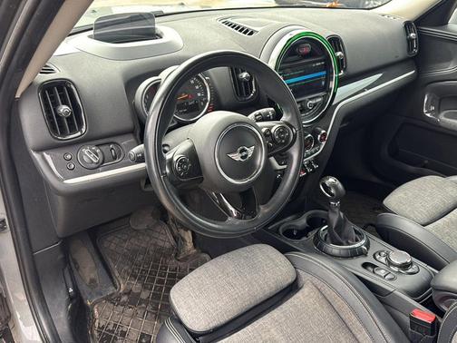 2017 MINI Countryman Cooper S
