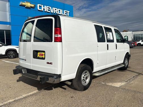 2023 GMC Savana 2500 Work Van