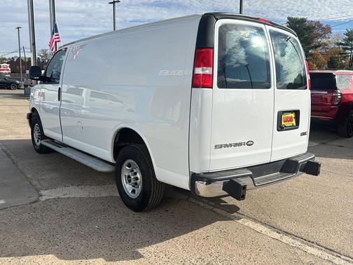 2023 GMC Savana 2500 Work Van