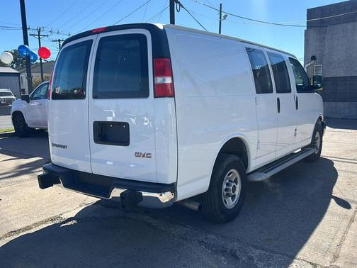 2023 GMC Savana 2500 Work Van