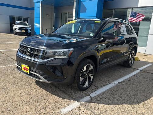 2024 Volkswagen Taos 1.5T SE