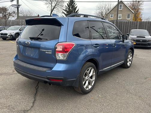 2017 Subaru Forester 2.5i Touring