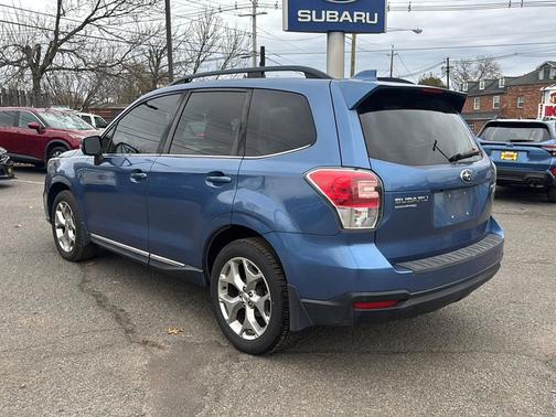 2017 Subaru Forester 2.5i Touring
