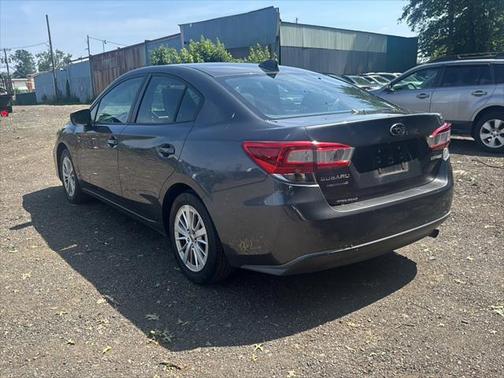 2018 Subaru Impreza 2.0i Premium