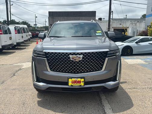 2022 Cadillac Escalade Premium Luxury