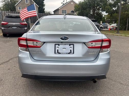 2017 Subaru Impreza 2.0i Premium
