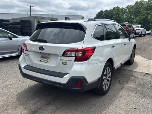 2018 Subaru Outback 2.5i Touring