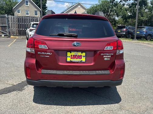 2014 Subaru Outback 2.5i Premium
