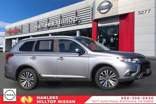 Photo 1 of 30 of 2020 Mitsubishi Outlander SEL