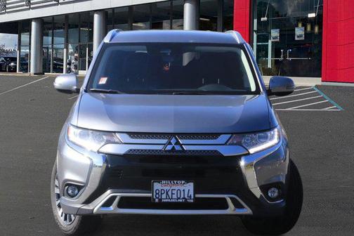 Photo 2 of 30 of 2020 Mitsubishi Outlander SEL