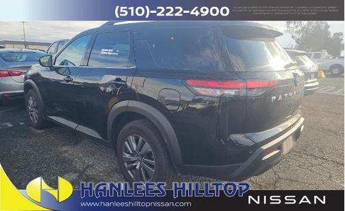 2024 Nissan Pathfinder SV