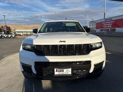 2022 Jeep Grand Cherokee L Limited 4x4