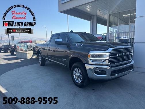 2021 RAM 3500 Laramie Crew Cab 4x4 8 Box