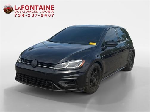 2019 Volkswagen Golf R 2.0T w/DCC & Navigation