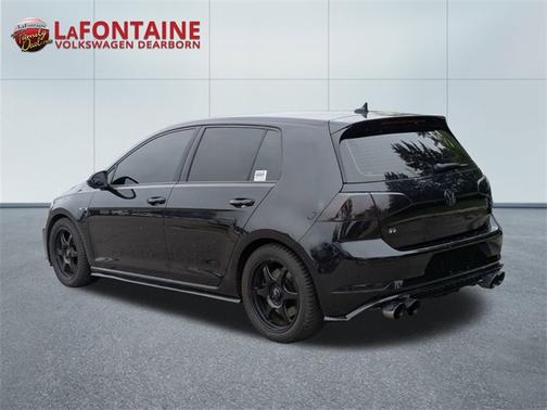 2019 Volkswagen Golf R 2.0T w/DCC & Navigation
