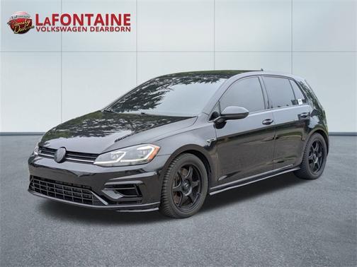 2019 Volkswagen Golf R 2.0T w/DCC & Navigation