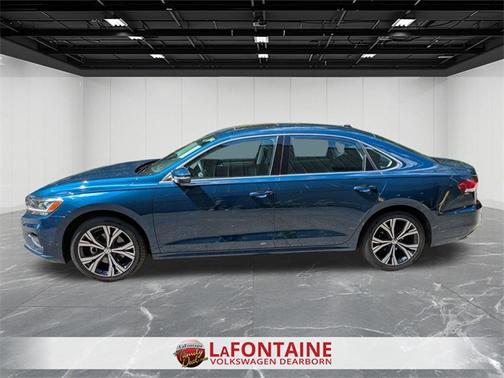 2022 Volkswagen Passat 2.0T SE