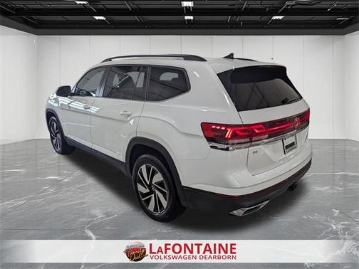 2024 Volkswagen Atlas 2.0T SE
