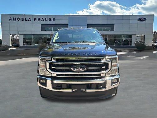Black 2022 Ford F-250 Lariat