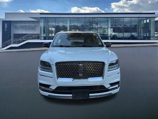 White 2021 Lincoln Navigator Reserve