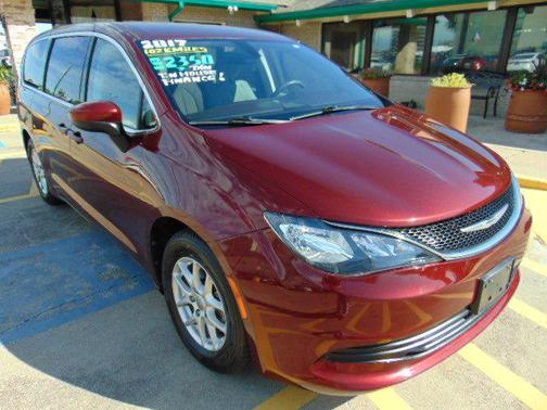 2017 Chrysler Pacifica Touring