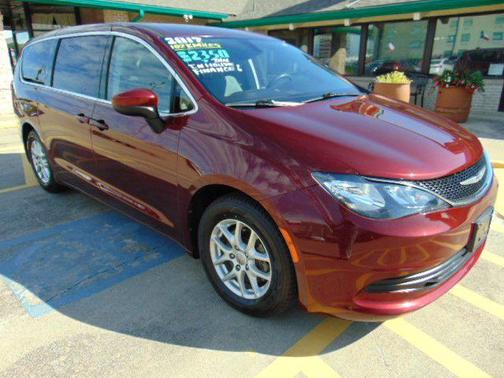 2017 Chrysler Pacifica Touring