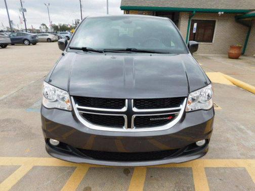 2020 Dodge Grand Caravan SE