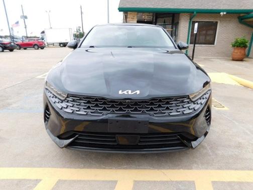 Ebony Black 2022 Kia K5 EX Auto FWD
